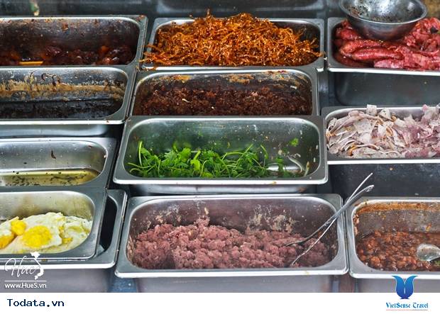 Thưởng Thức Bánh Mì Chuẩn Vị Huế - Ảnh 7 Thưởng Thức Bánh Mì Chuẩn Vị Huế - Ảnh 7