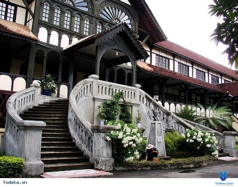 Tòa Giám Mục Kon Tum - Ảnh 5