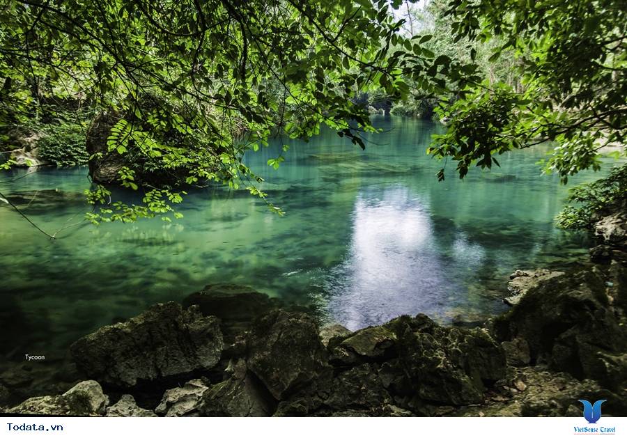 Trong Xanh Suối Nước Lê Nin - Ảnh 3 Trong Xanh Suối Nước Lê Nin - Ảnh 3