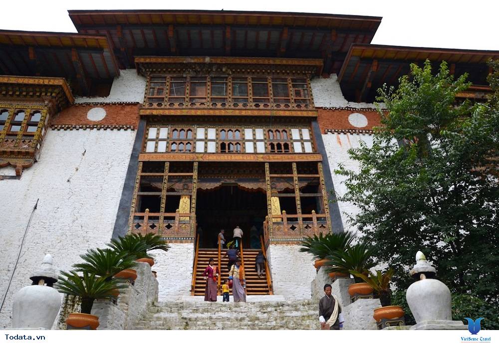 Tu viện pháo đài Trashicho Dzong - Ảnh 2