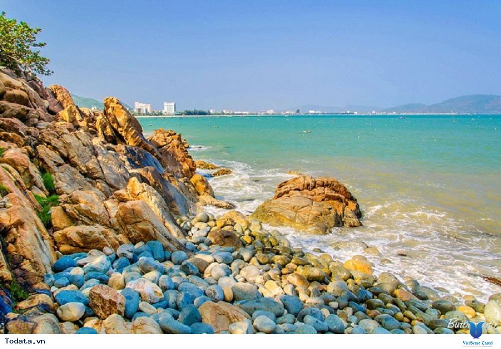 Vẻ đẹp núi non của Ghềnh Ráng - Ảnh 1