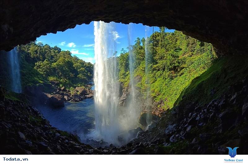 Về Tây Nguyên Chiêm Ngưỡng Thác Hang Én Đẹp Quên Lối Về - Ảnh 3 Về Tây Nguyên Chiêm Ngưỡng Thác Hang Én Đẹp Quên Lối Về - Ảnh 3