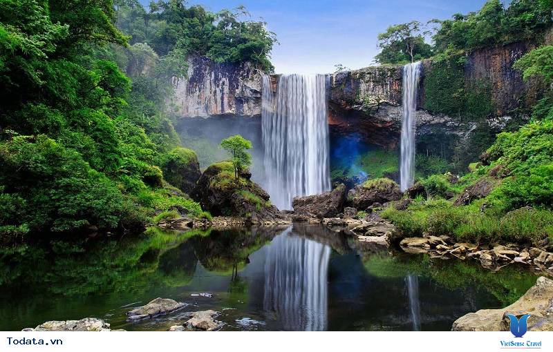 Về Tây Nguyên Chiêm Ngưỡng Thác Hang Én Đẹp Quên Lối Về - Ảnh 1 Về Tây Nguyên Chiêm Ngưỡng Thác Hang Én Đẹp Quên Lối Về - Ảnh 1