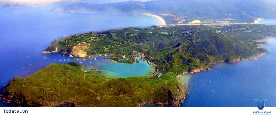 Vịnh Côn Sơn - Côn Đảo