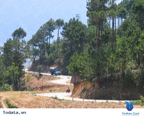 Yên Minh - Thảo Nguyên Xanh Mát Trên Núi Rừng Hà Giang - Ảnh 1