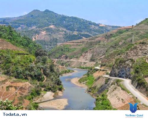 Yên Minh - Thảo Nguyên Xanh Mát Trên Núi Rừng Hà Giang - Ảnh 2